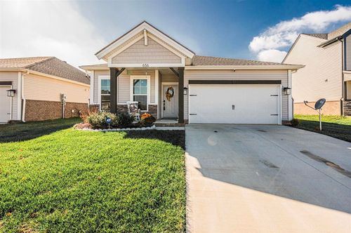 656 Big Leaf Ave, Bowling Green, KY, 42104-7791 | Card Image