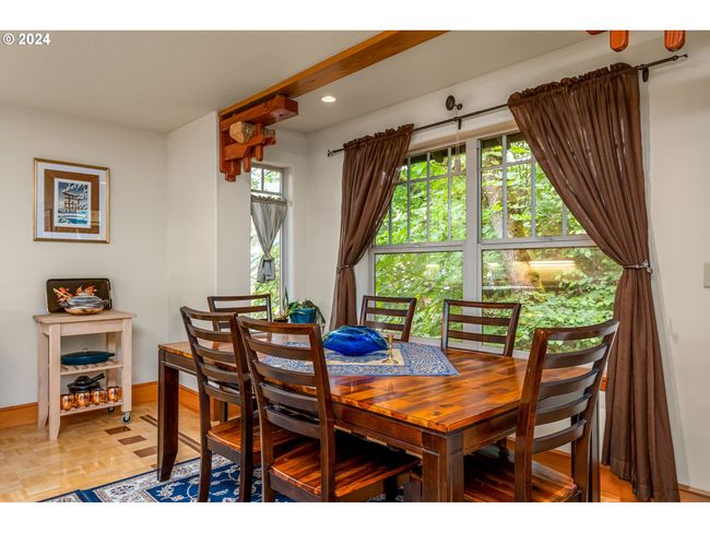 1650 Leatherwood Dr, House other with 3 bedrooms, 3 bathrooms and 1 parking in Eugene OR | Image 15
