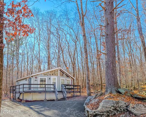 108 Liberty Ln, Lackawaxen, PA, 18435-7762 | Card Image