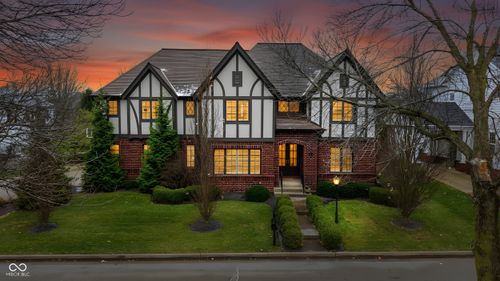 1905 Main St, Carmel, IN, 46032-8831 | Card Image