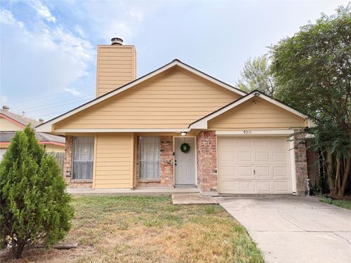 9311 Crescent Moon Dr, Houston, TX, 77064-5520 | Card Image