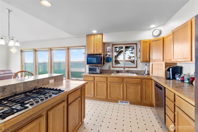 2798 N Nugent Rd, House other with 3 bedrooms, 3 bathrooms and 3 parking in Lummi Island WA | Image 8