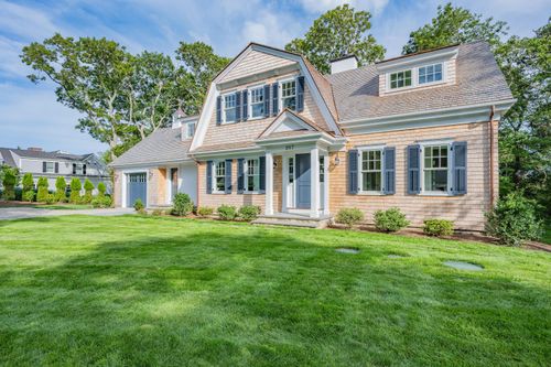287 Cedar St, Chatham, MA, 02633-2114 | Card Image