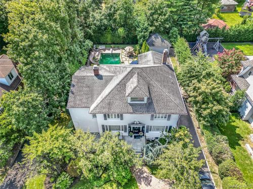 19 Margaret Ave, Lawrence, NY, 11559-1825 | Card Image