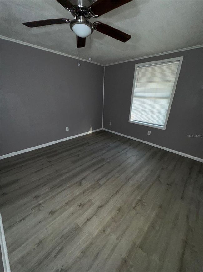 APT-38-420 - 420-420 Mills St, Condo with 2 bedrooms, 1 bathrooms and null parking in LEESBURG FL | Image 9