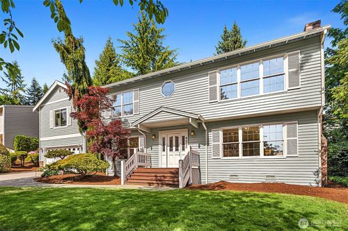 6220 146th Pl Se, Bellevue, WA, 98006-4337 | Card Image