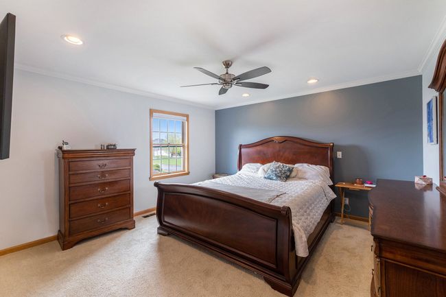 2352 Stepping Stone Pass, House other with 4 bedrooms, 3 bathrooms and null parking in Flushing MI | Image 14
