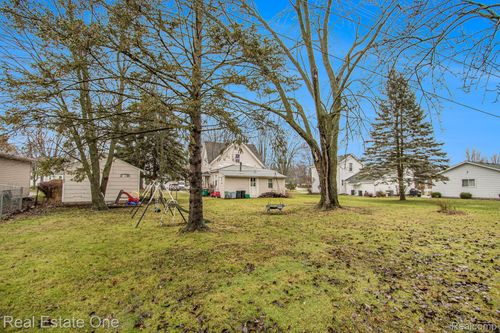 35930 Washington St, Richmond, MI, 48062-1725 | Card Image