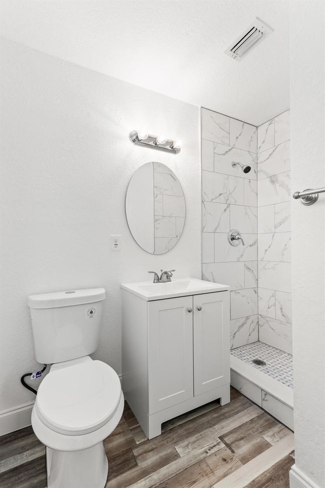 3690 Sw 23 Rd Ct, House other with 3 bedrooms, 2 bathrooms and null parking in Fort Lauderdale FL | Image 18