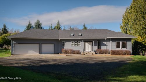 35567 Dow Ln, Astoria, OR, 97103-8106 | Card Image