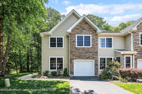 25 Indigo Dr, Old Bridge, NJ, 08857-3591 | Card Image