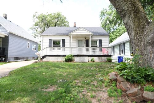 1739 N Gulick Ave, Decatur, IL, 62526-3730 | Card Image