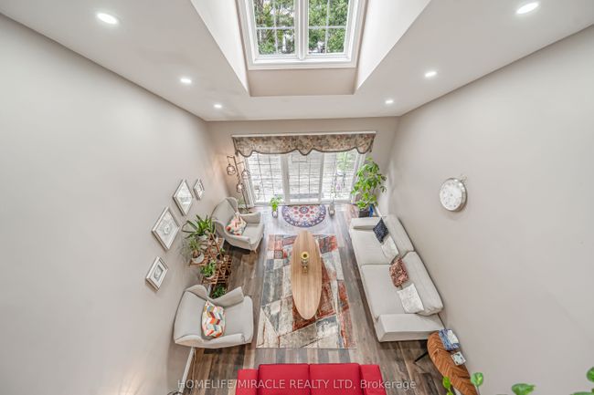 93 Lynch Cir, House attached with 4 bedrooms, 4 bathrooms and 2 parking in Guelph ON | Image 29