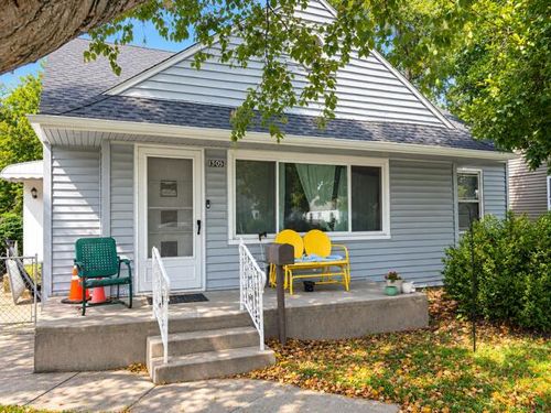 1305 N Kaley St, South Bend, IN, 46628-2828 | Card Image