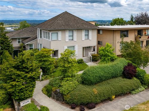 1-3319 Oakes Ave, Everett, WA, 98201-4491 | Card Image