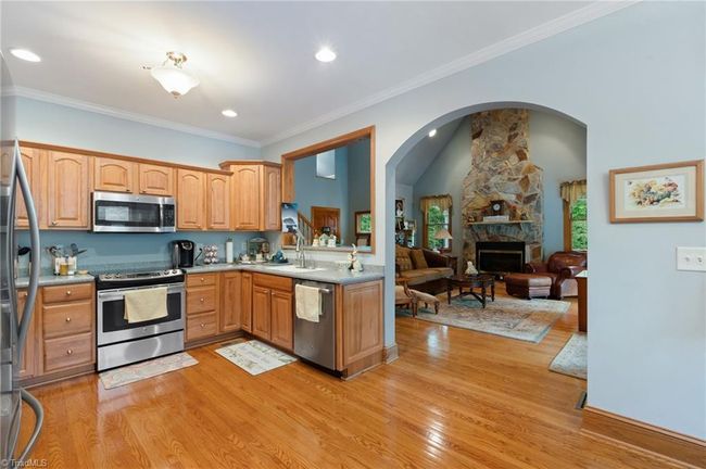 5752 Davis Rd, House other with 3 bedrooms, 4 bathrooms and null parking in Walkertown NC | Image 12