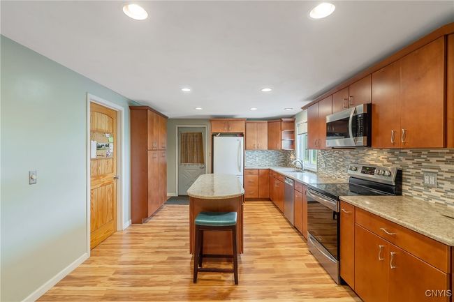 8278 Maple Rd, House other with 2 bedrooms, 2 bathrooms and null parking in Clay NY | Image 10