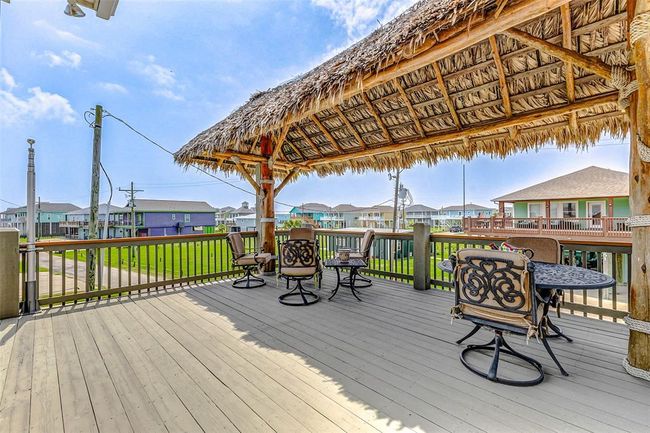 950 Seadrift Dr, House other with 5 bedrooms, 4 bathrooms and null parking in Crystal Beach TX | Image 20