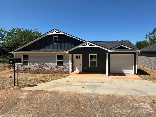 393 Pickens St, CHESNEE, SC, 29323-1850 | Card Image