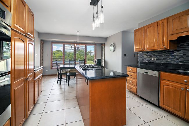 26406 S 80 Th Ave, House other with 3 bedrooms, 3 bathrooms and 6 parking in Monee IL | Image 7