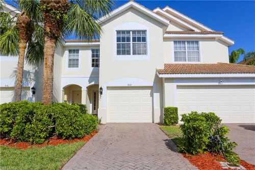 937 Hampton Cir, NAPLES, FL, 34105-4822 | Card Image