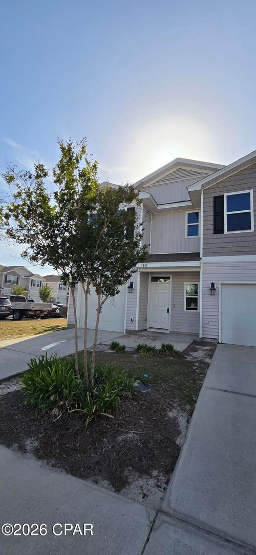 5809 Callaway Cir, Callaway, FL, 32404-3237 | Card Image