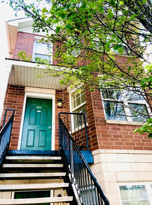 apt-b-653 W Division St, Chicago, IL, 60610-3519 | Card Image