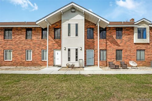 8-8 Cheyenne Ct, Coram, NY, 11727-1503 | Card Image