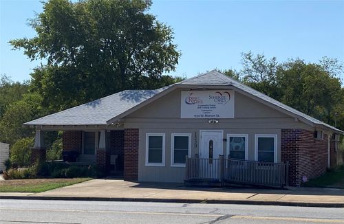 1530 W Morton St, Denison, TX, 75020-1747 | Card Image