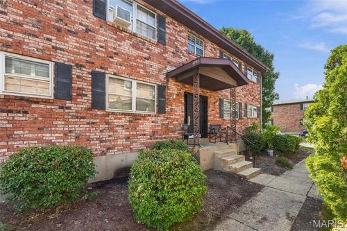 6739 Highland House Ct, Affton, MO, 63123-2560 | Card Image