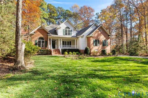 8136 Sidlaw Hills Ter, Chesterfield, VA, 23838-5185 | Card Image