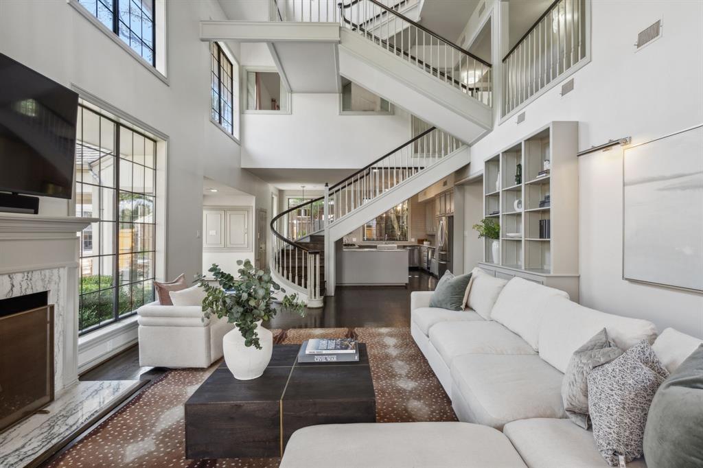 Woodland Dr, Dallas, TX 75225