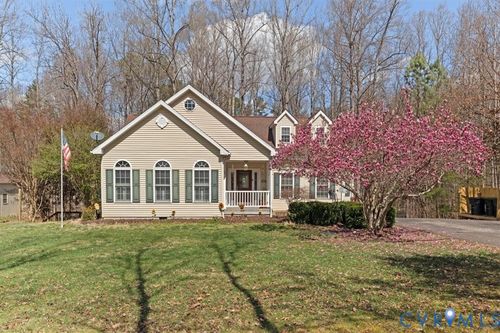 38 Jerdone Island Dr, BUMPASS, VA, 23024-4624 | Card Image