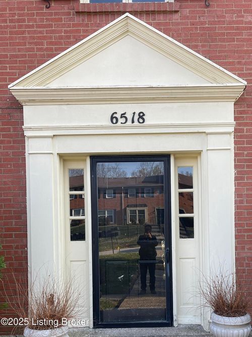apt-3-6518 Montero Dr, Prospect, KY, 40059-8411 | Card Image