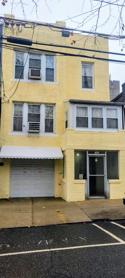 2-floor-141 67th St, West New York, NJ, 07093-3202 | Card Image