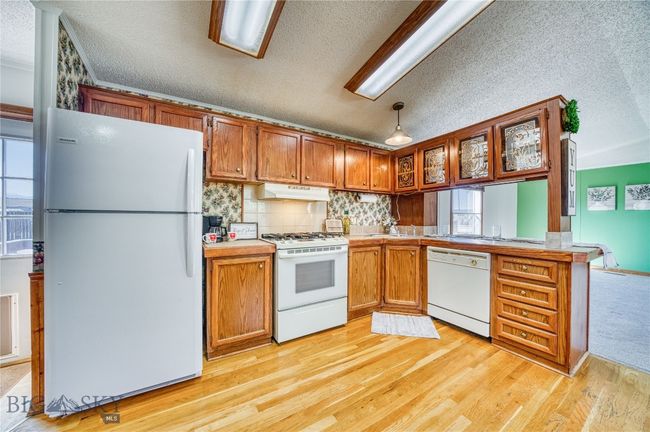 Kitchen | Image 9