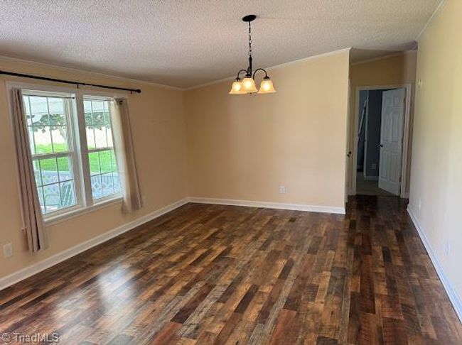 277 Clover Ln, House other with 3 bedrooms, 2 bathrooms and null parking in Mount Airy NC | Image 8