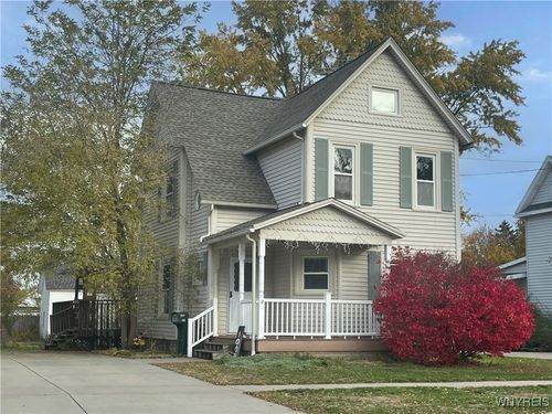 6067 East Ave, Newfane, NY, 14108-1303 | Card Image