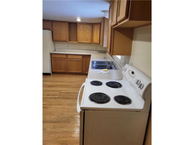 208 4 Th St, Home with 7 bedrooms, 5 bathrooms and null parking in CENTURIA WI | Image 17