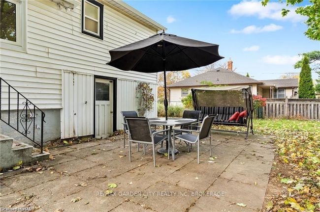 246 York St, House other with 3 bedrooms, 2 bathrooms and 3 parking in Saint Catharines ON | Image 31