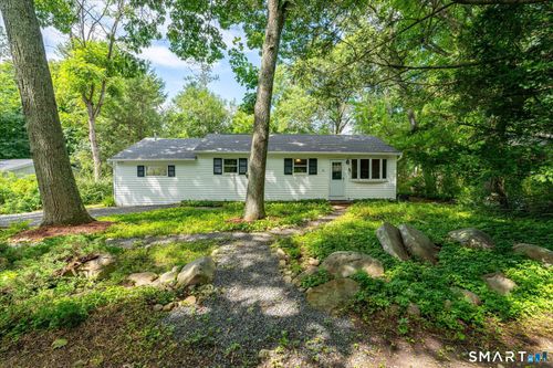 40 Valley View Ln, New Milford, CT, 06776-4137 | Card Image