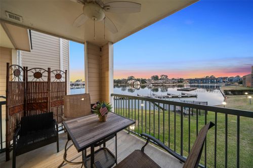 apt-b102-12800 Melville Dr, Montgomery, TX, 77356-8008 | Card Image
