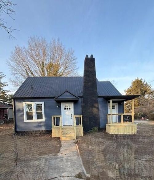 331 Taylor St, Zanesville, OH, 43701-1953 | Card Image