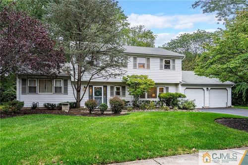 25 Beacon Hill Dr, East Brunswick, NJ, 08816-3435 | Card Image