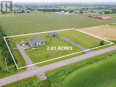 900 Tarantum Rd, House other with 5 bedrooms, 2 bathrooms and null parking in Donagh PE | Image 2