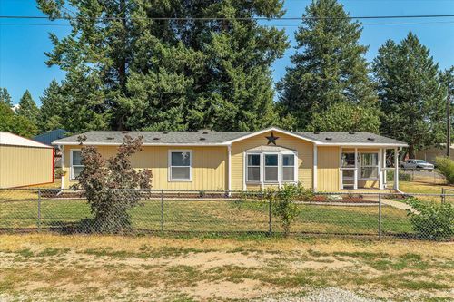 104 N Stevens Ave, Deer Park, WA, 99006-5188 | Card Image