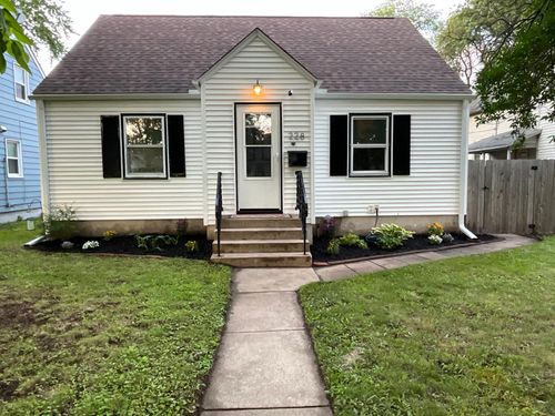 228 4th Ave Ne, Saint Cloud, MN, 56304-0430 | Card Image