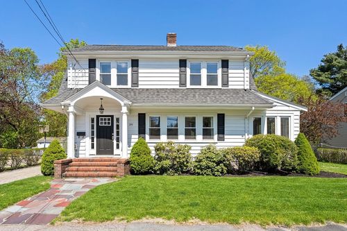 39 Park St, Milton, MA, 02186-3630 | Card Image