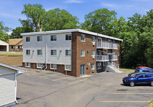 105 Park Street E, South Saint Paul, MN, 55075 | Card Image