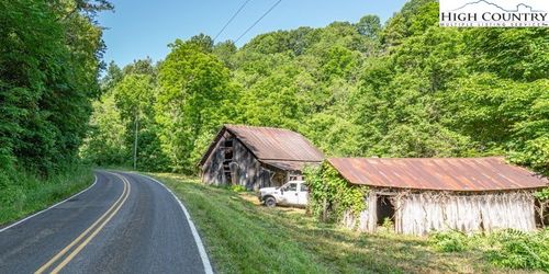 1859 Weaver Ford Rd, Grassy Creek, NC, 28631 | Card Image
